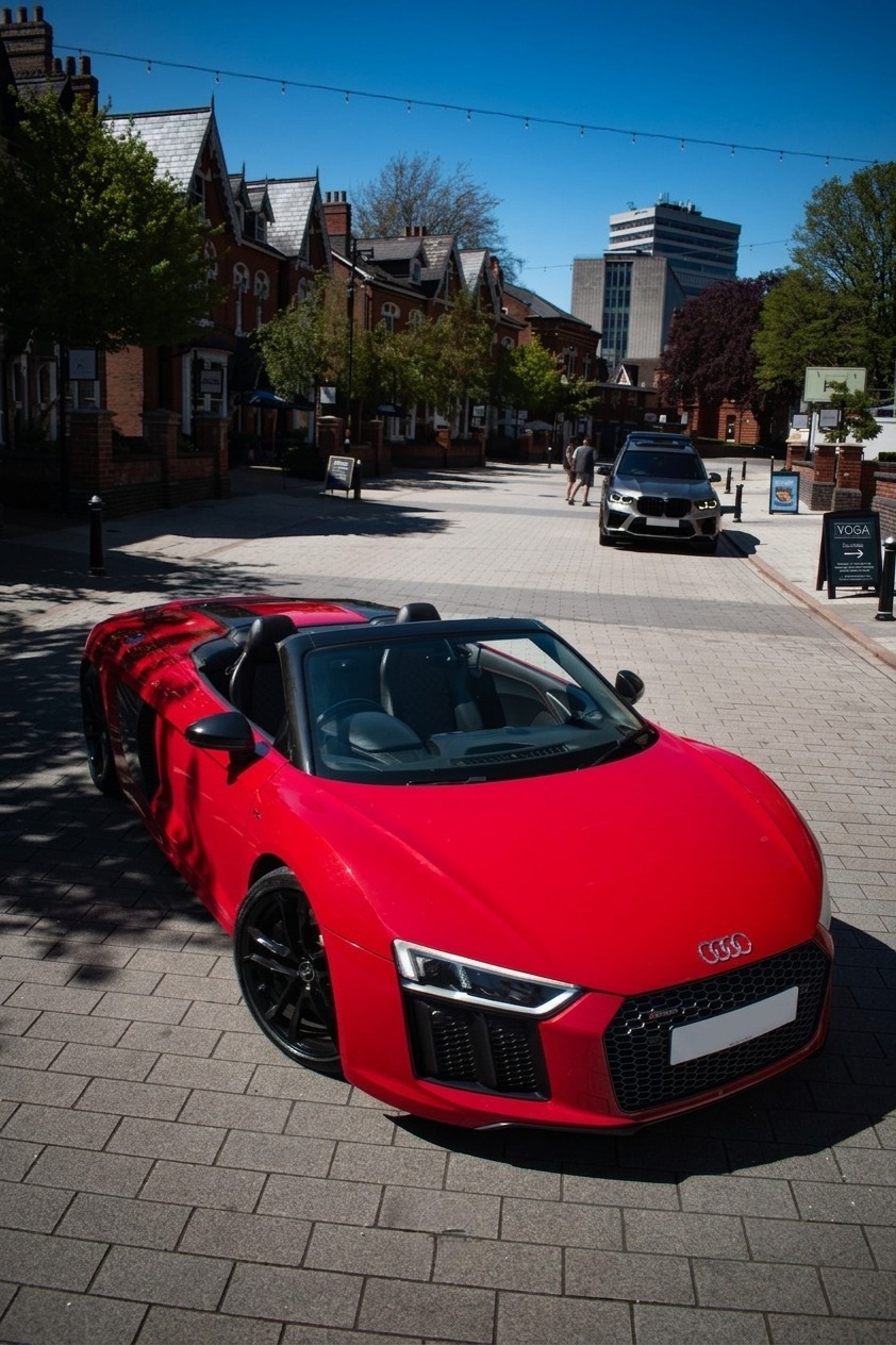 Audi R8